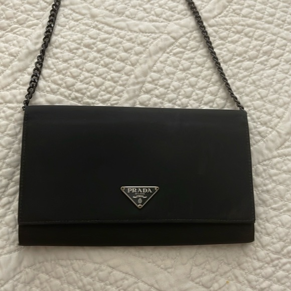 Authentic Prada Tessuto nylon  wallet - Picture 1 of 13